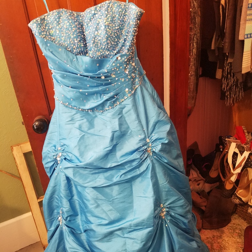 Prom dress